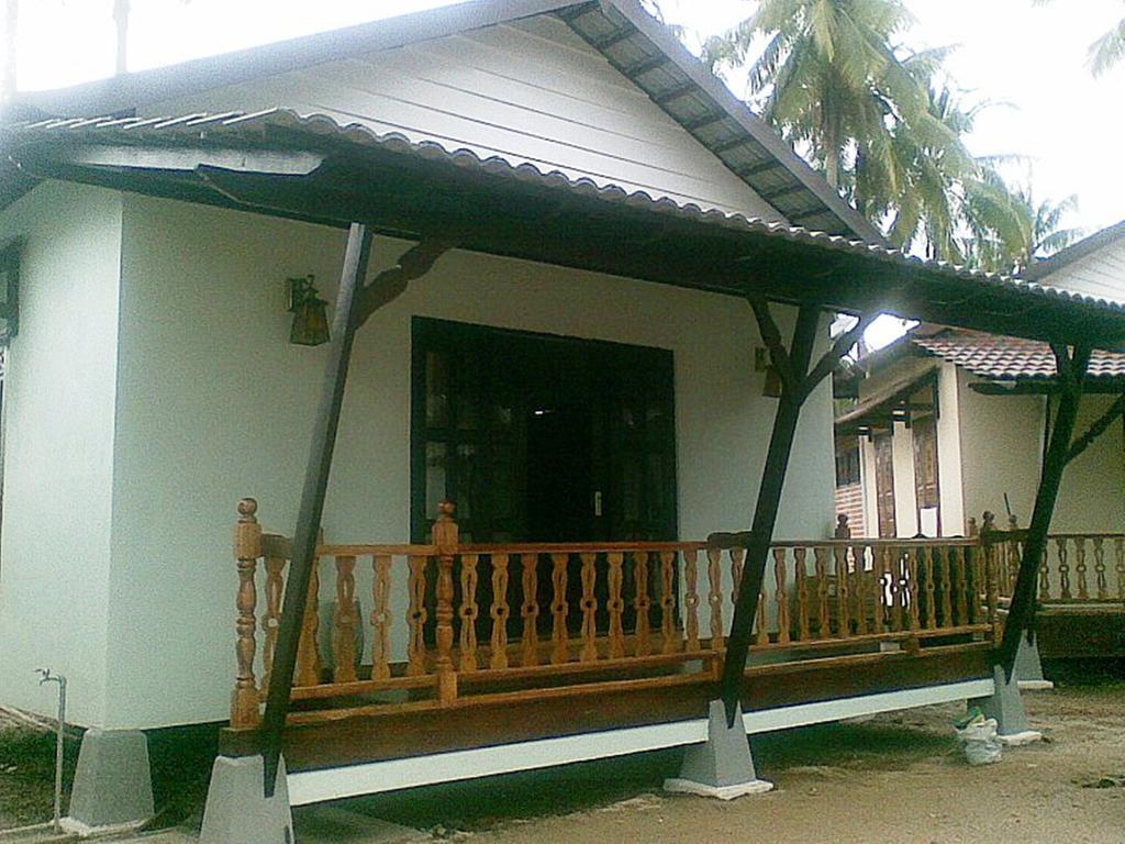 Bohok Guesthouse פנתאי צנאנג מראה חיצוני תמונה